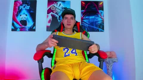 moises_23cm online show from 09.19.25