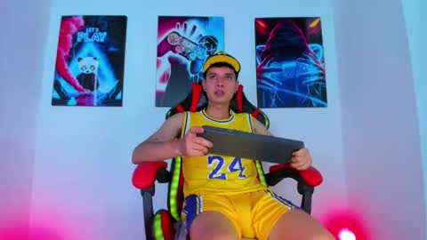 moises_23cm online show from 10.07.25