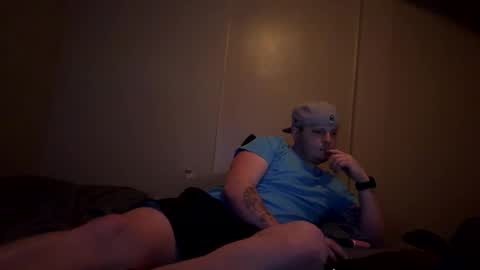 Snapshot of mojozz chatting on 01.17.25 LookinForFun online show from 01.17.25