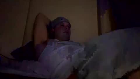 Snapshot of mojozz chatting on 01.24.25 LookinForFun online show from 01.24.25