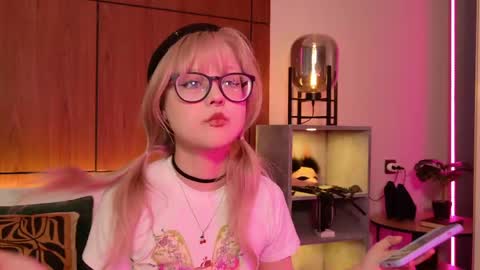 moliqin online show from 04.27.26