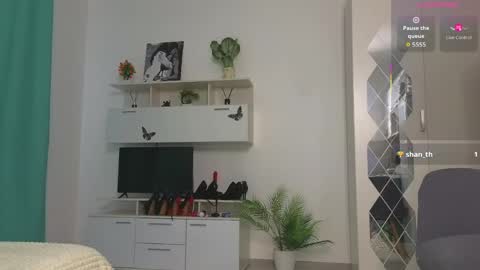 molliblum online show from 06.03.26