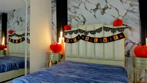 Snapshot of molliebue1 chatting on 10.30.25 Hey Guys  Im Mollie online show from 10.30.25