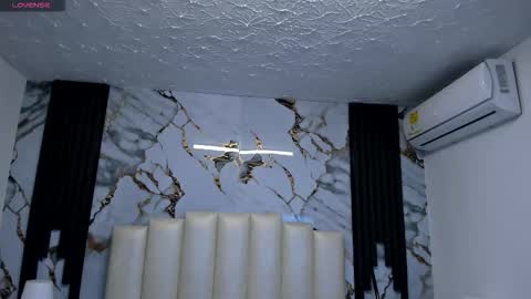 Hey Guys  Im Mollie online show from 11.06.25