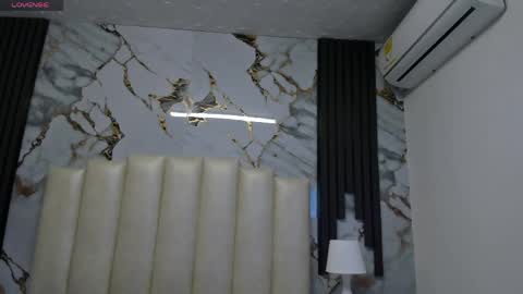 Hey Guys  Im Mollie online show from 04.04.26