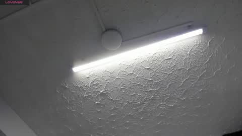 Hey Guys  Im Mollie online show from 05.11.26