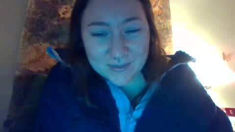 mollsballs123 online show from 10.31.25