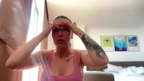 Molly online show from 04.08.26