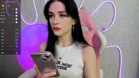 Molly - online show from 05.22.26