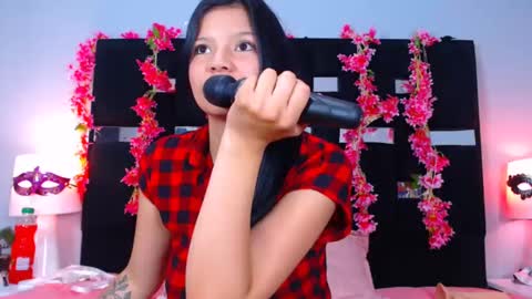 molly online show from 12.02.24