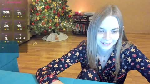 Molly Hunt online show from 12.25.24
