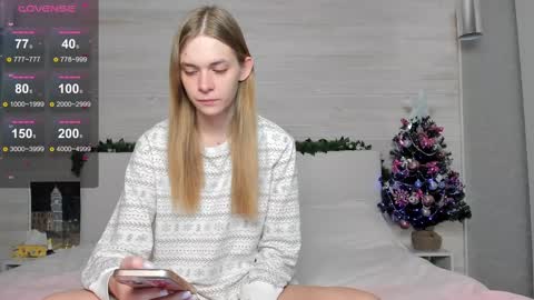 Molly Hunt online show from 12.30.24