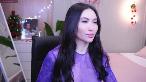 Molly online show from 12.17.24