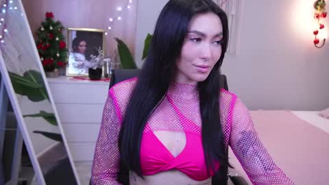 Molly online show from 01.05.25