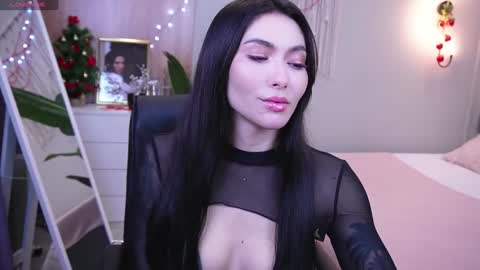 Molly online show from 01.06.25