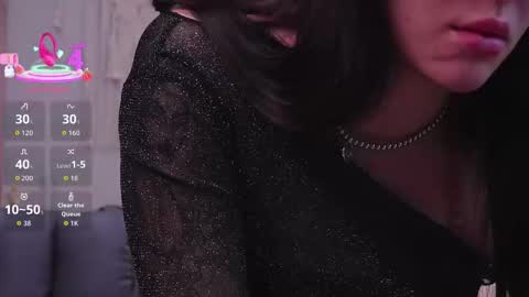 Molly online show from 11.15.25