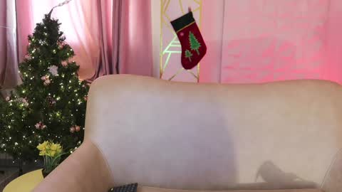   MOLLY   online show from 12.30.24