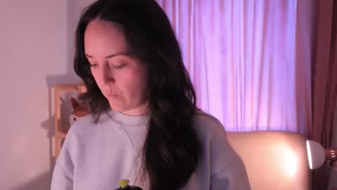   MOLLY   online show from 11.14.25