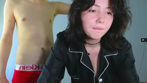 molly_millerr online show from 06.11.26