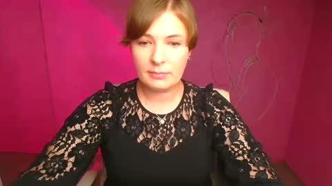 Molly online show from 09.10.25