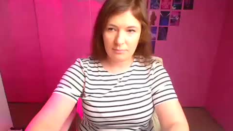 Molly online show from 11.05.25