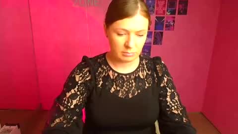 Molly online show from 04.12.26