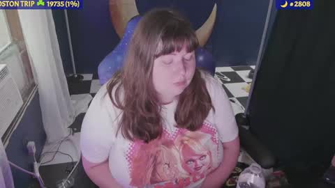 molly_moons online show from 09.16.25