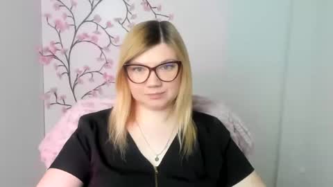 Molly online show from 03.27.26