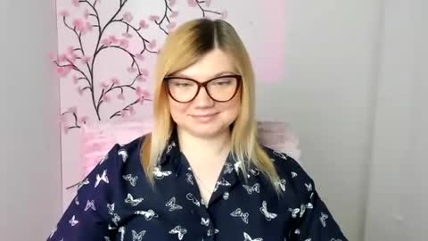 Molly online show from 04.01.26