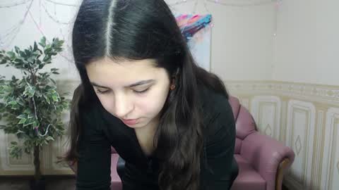 Molly Owens online show from 12.26.24