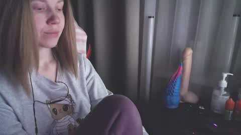 I have new photos come and see with love Molly online show from 01.24.25