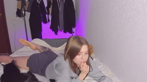 Taisha online show from 02.18.25