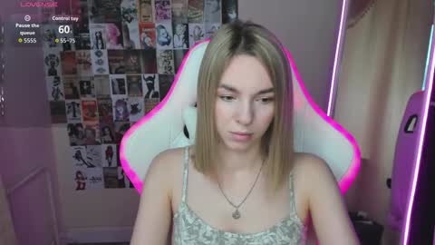 Molly online show from 09.28.25