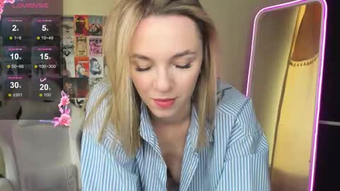 Molly online show from 10.23.25