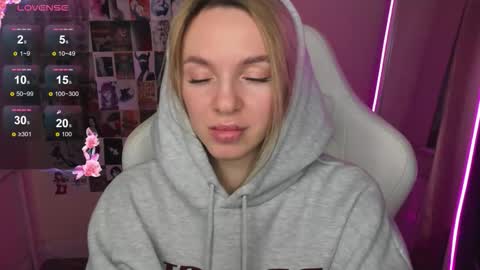 Molly online show from 10.26.25