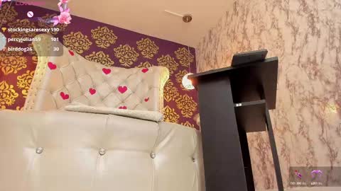 Molly Evanss online show from 02.26.25