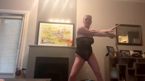 molly fourtune online show from 10.16.25