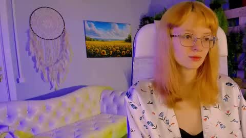 Snapshot of mollyjiggles chatting on 10.16.25 mollyjiggles online show from 10.16.25