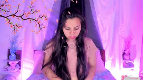 Snapshot of mollylewis18 chatting on 01.27.25 New girl Emily Valentina  Michelle online show from 01.27.25