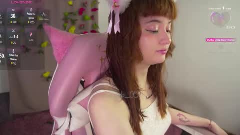 mollysb_05 online show from 10.22.25