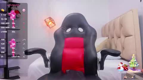 MOLLY online show from 11.26.25