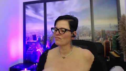 MollySun Nina Randmann online show from 02.28.25