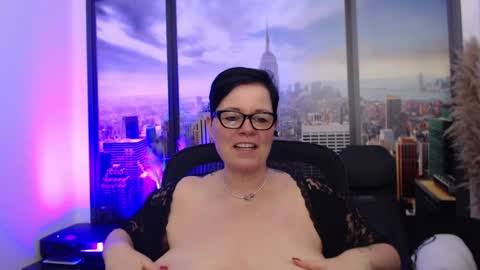 MollySun Nina Randmann online show from 03.09.25