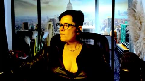 MollySun Nina Randmann online show from 11.20.25