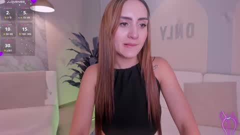 Snapshot of mollysunders_ chatting on 02.12.25 Molly Sunders online show from 02.12.25