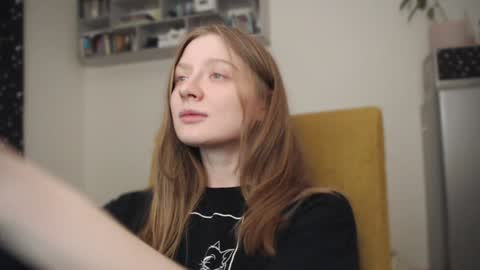 mollytucker online show from 01.03.25