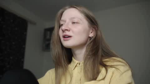 mollytucker online show from 01.26.25