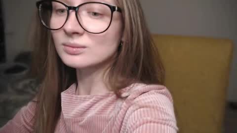 mollytucker online show from 02.09.25