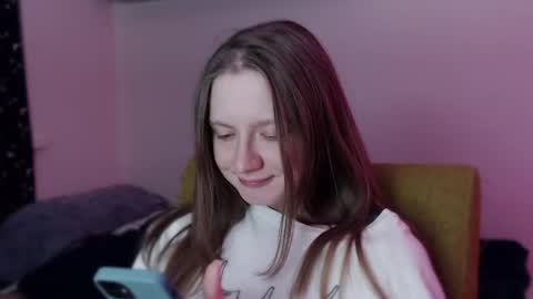 mollytucker online show from 02.28.25