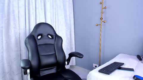 Molly online show from 03.01.25